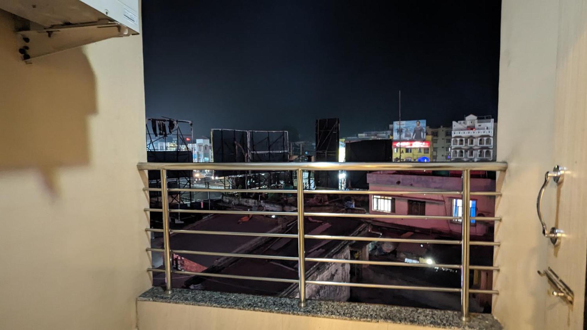 Hotel Binapani Deluxe 1 Tarapith Buitenkant foto